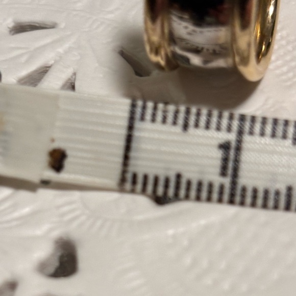 14K Two tone Huggie - Hoop earrings Estate - Picture 9 of 14